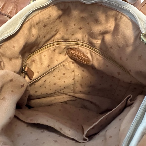 FOSSIL Women's Leather Crossover Bag - Picture 8 of 9